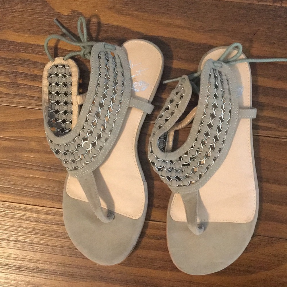 Women’s sandals